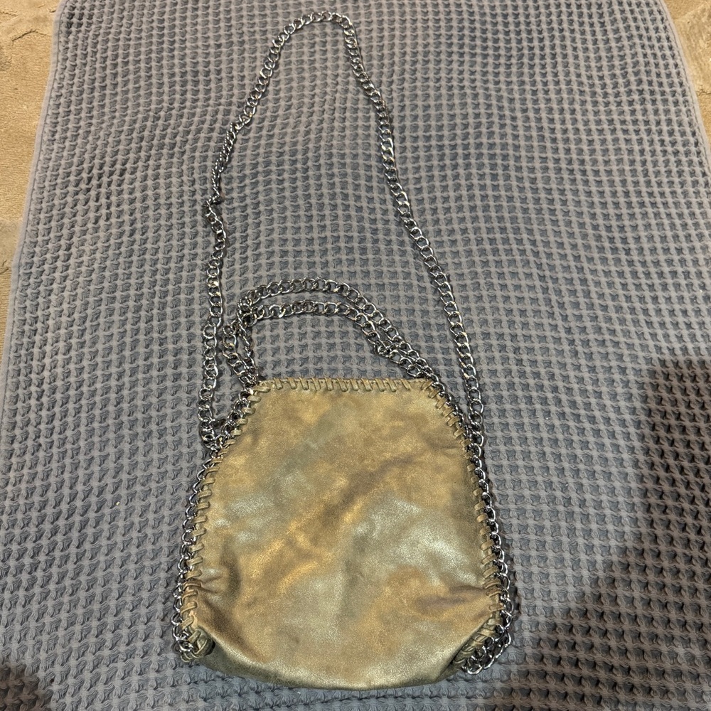 Metallic Gold Crossbody Chain Bag